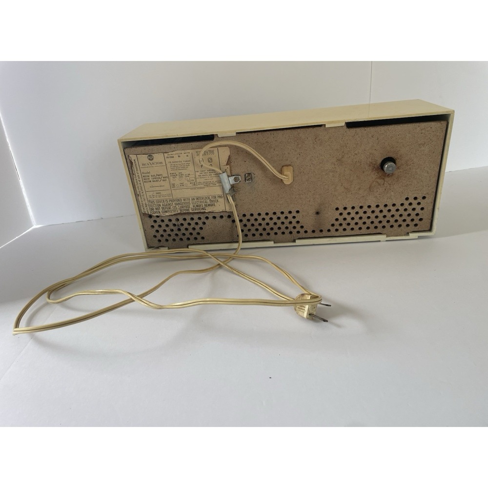 Vintage RCA Victor Tube Clock Radio RGS19T AM FM Mid Century FOR PARTS OR REPAIR - Picture 12 of 16
